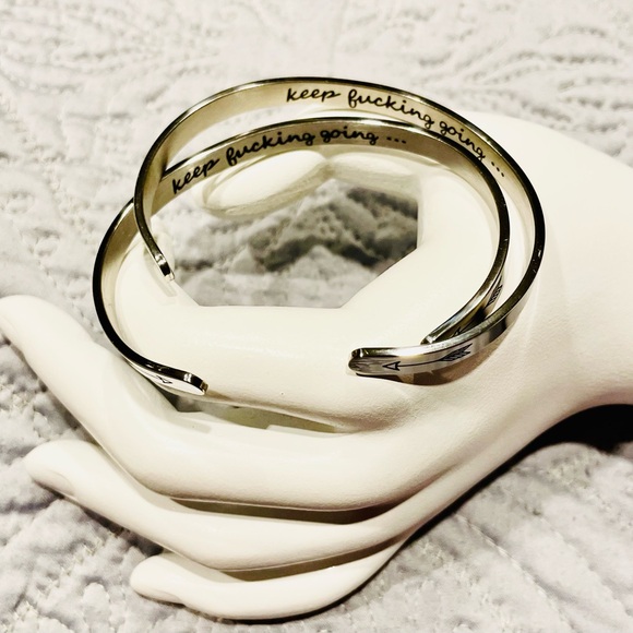 Motivational silver bracelet“keep fucking going.” - Picture 4 of 4